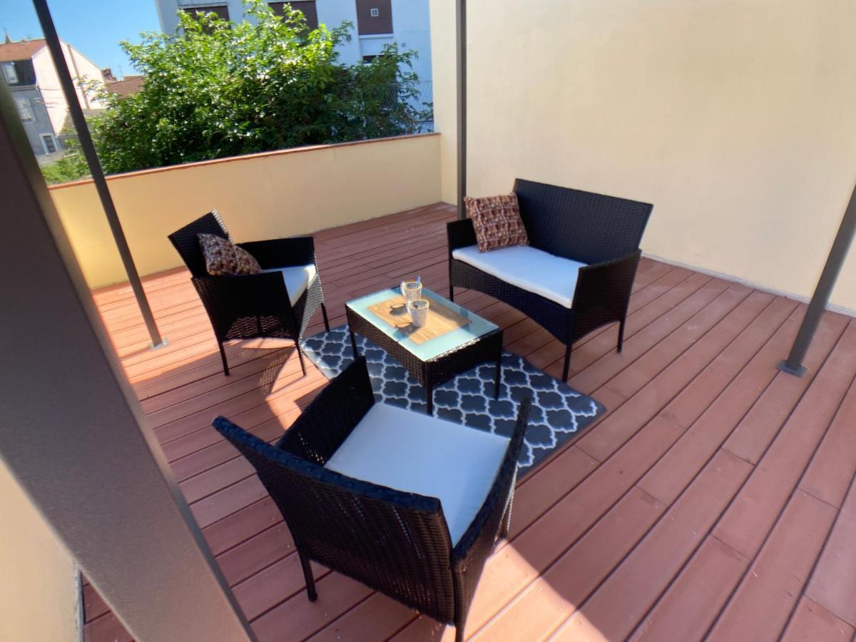 Studio Climatise Et Grande Terrasse Tarbes Centre Dış mekan fotoğraf