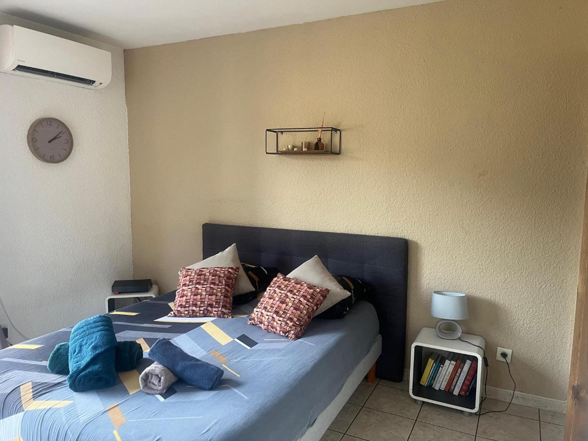 Studio Climatise Et Grande Terrasse Tarbes Centre Dış mekan fotoğraf